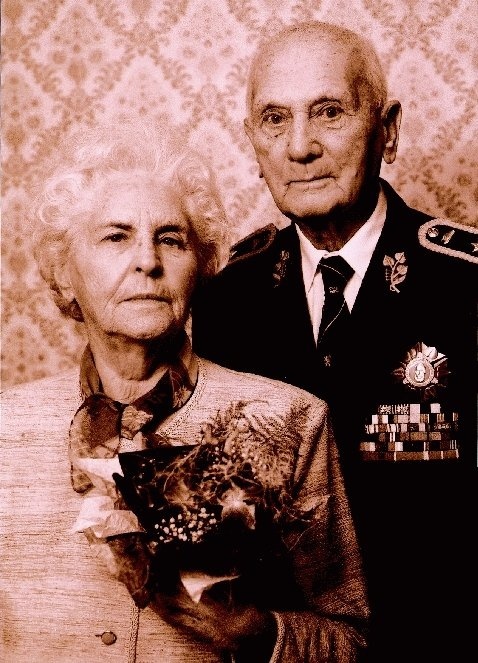Anton Petrák s manželkou