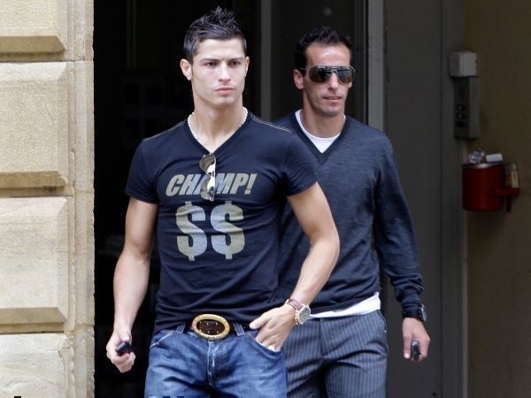 Cristiano Ronaldo a Armando