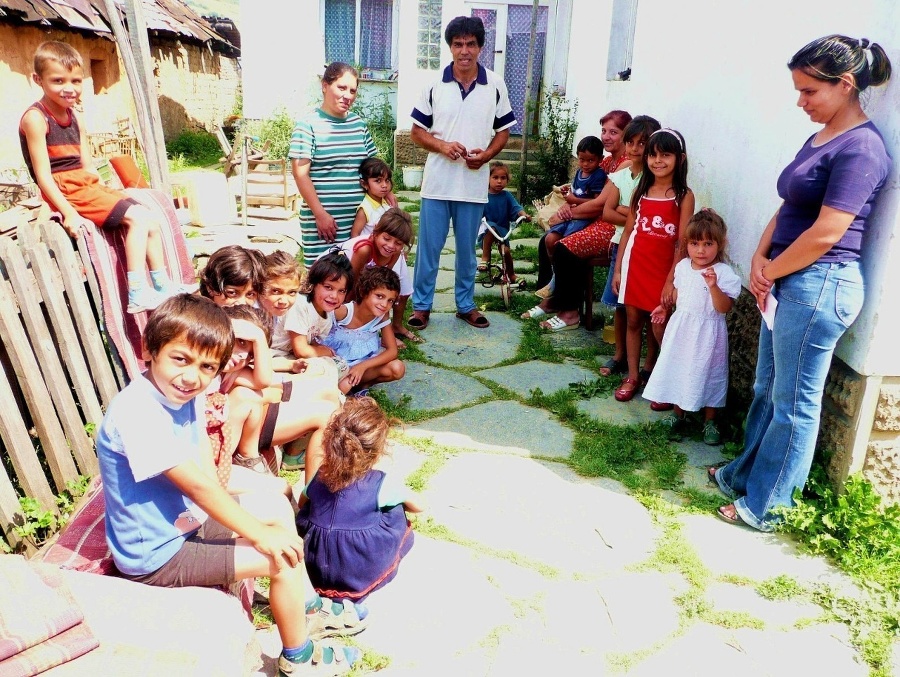 Rómsky vajda medzi deťmi