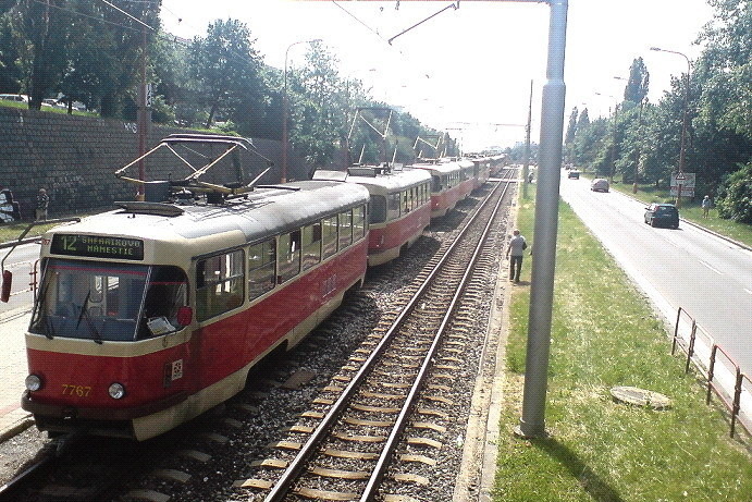 Výpadok elektriny spôsobil polhodinové