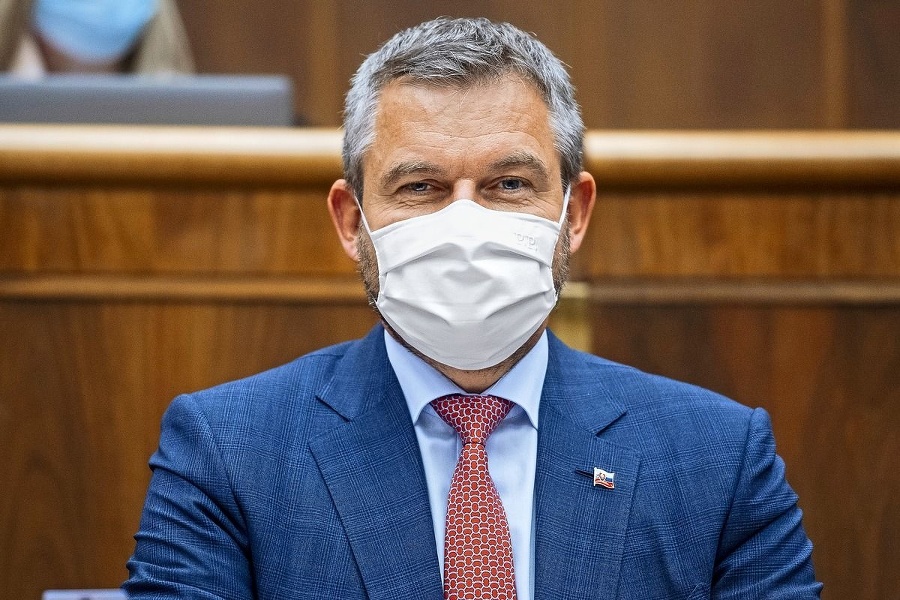 Odborník upozorňuje, že posledné  týždne verejnosť ovplyvňoval  najmä konfl ikt Sulíka s Matovičom.
