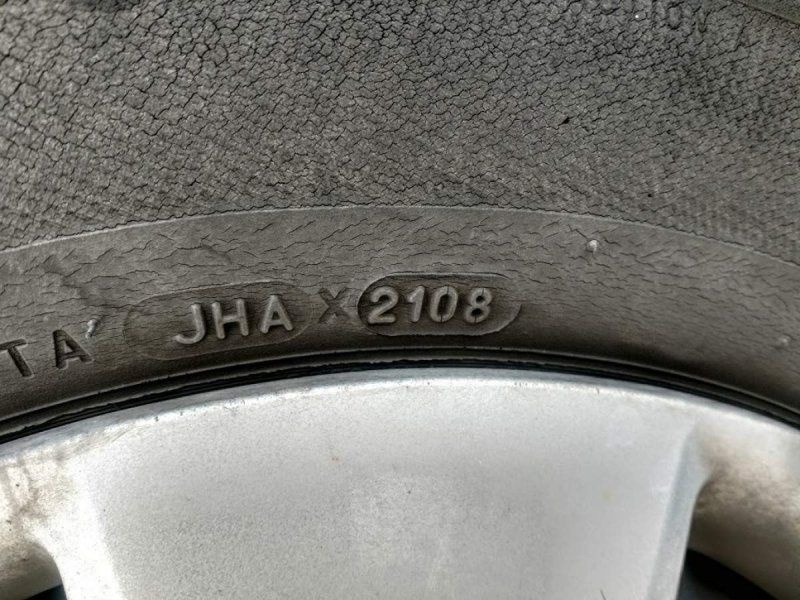 Takáto pneumatika má síce
