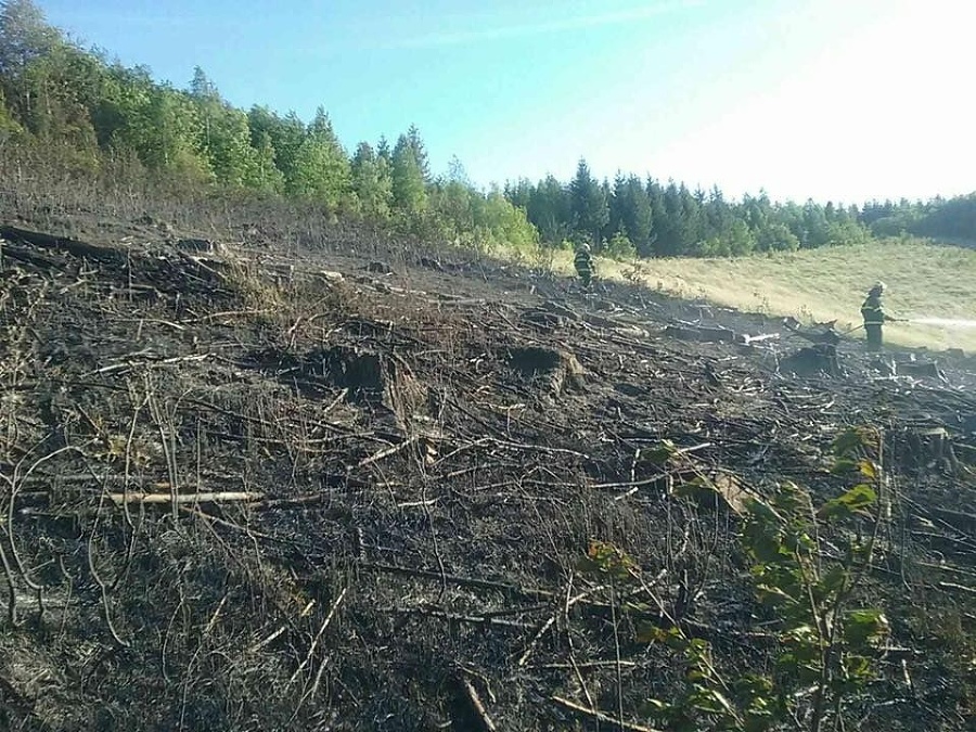 Pre nedovolené spaľovanie vznikol