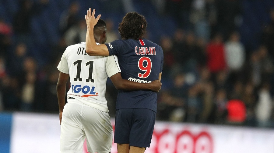 Futbalista PSG Edinson Cavani