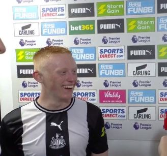 Futbalista Matty Longstaff má