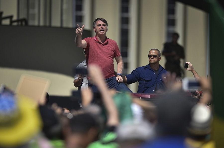 Prezident Bolsonaro sa pridal