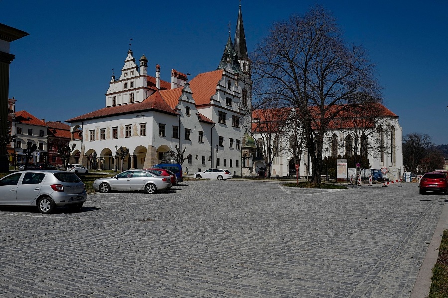 Ľudoprázdne Námestie Majstra Pavla