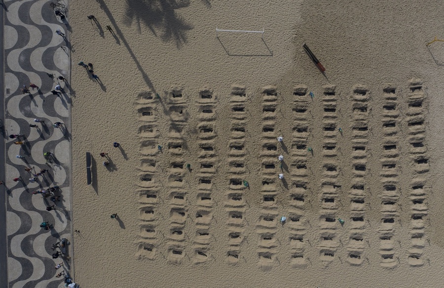 Na pláži Copacabana vykopali