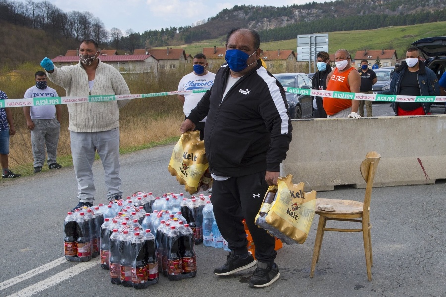 Na príkaz hliadky polície