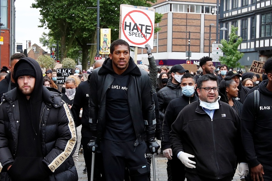 Britský boxer Anthony Joshua