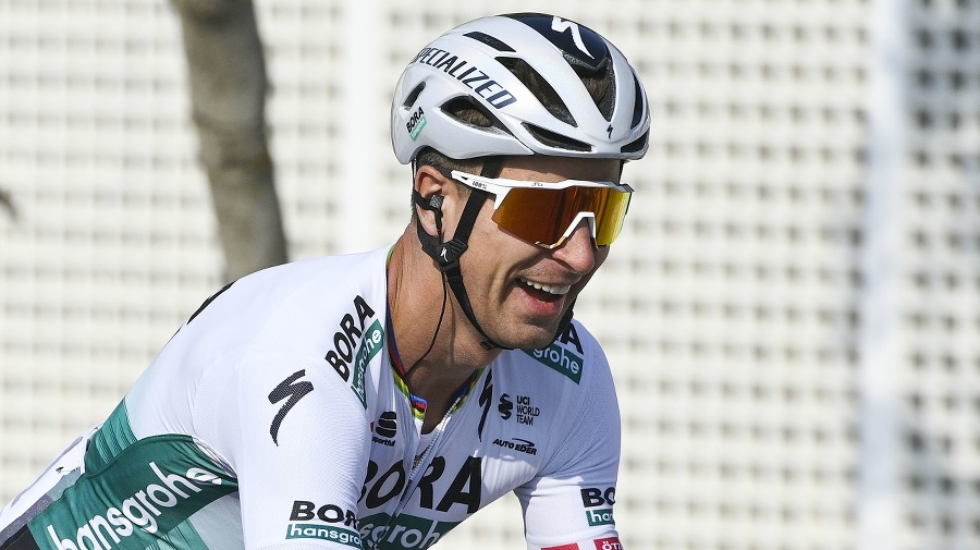 Slovenský cyklista Peter Sagan z tímu Bora-hansgrohe v 1. etape cyklistických pretekov Tirreno - Adriatico so štartom i cieľom v Lido di Camaiore 10. marca 2021.