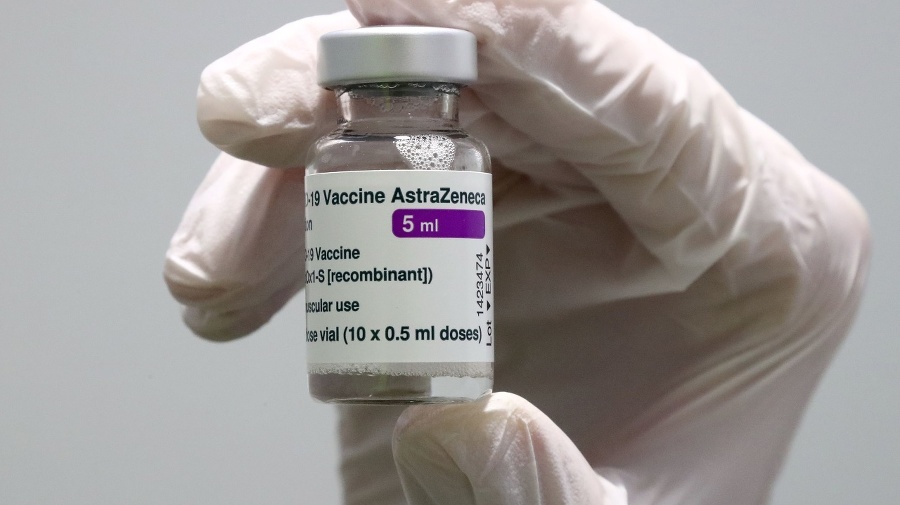 Vakcína AstraZeneca čoskoro zmení