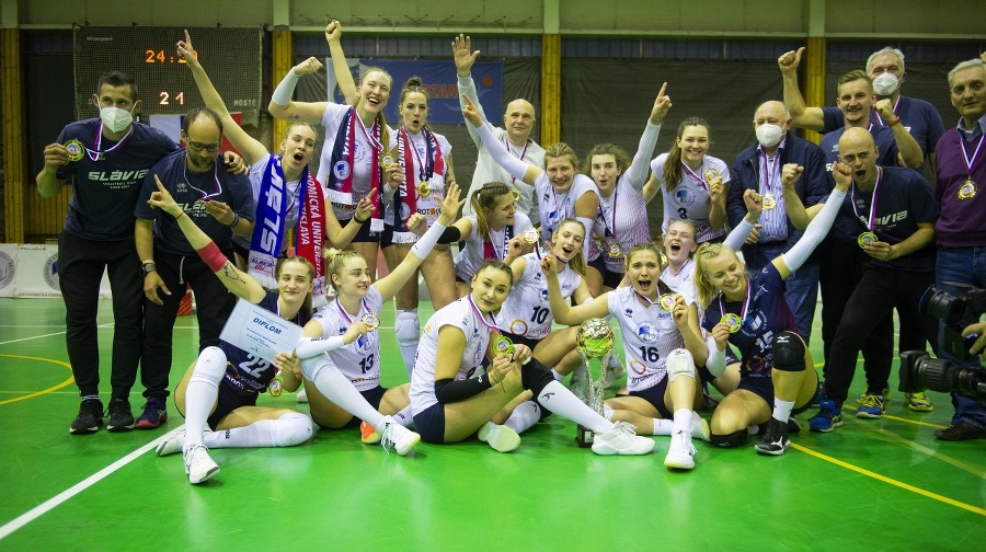 Slávia získala devätnásty titul.