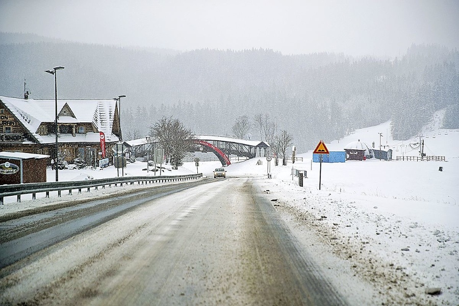 Na Donovaloch sa sneh