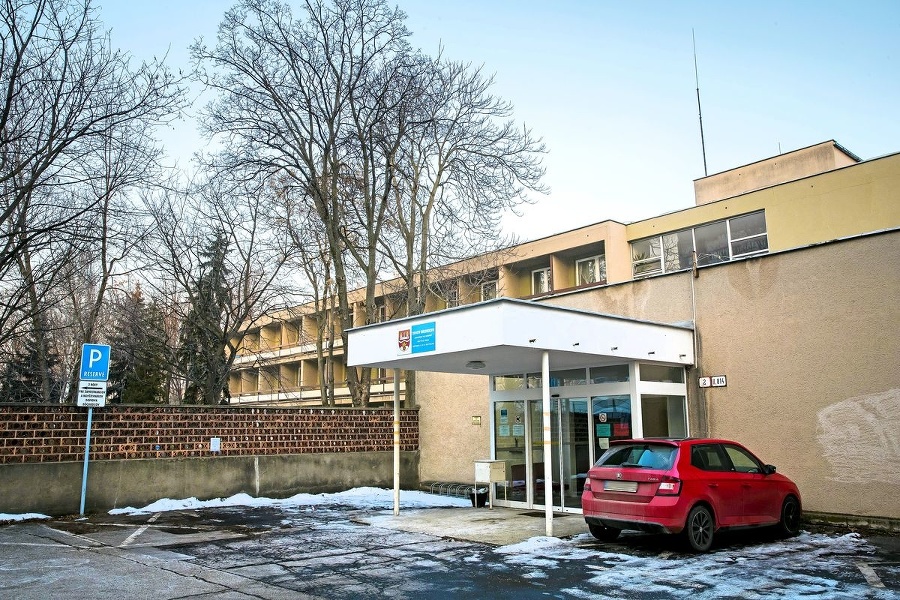 K ukrutnostiam malo podľa starostu dochádzať v domove dôchodcov na Pažítkovej ulici.