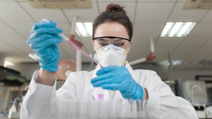 Female scientist working in