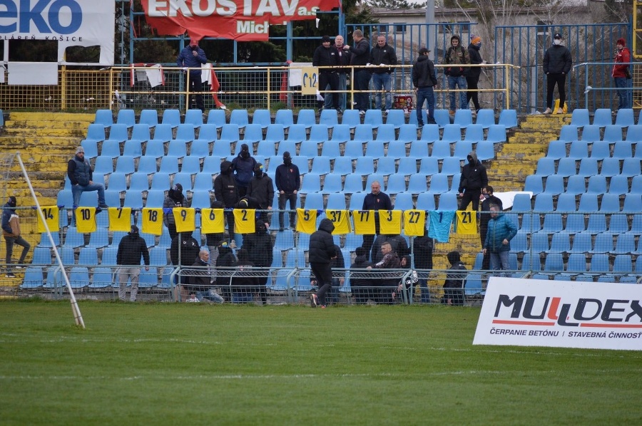 Ultras dali svojim hráčom