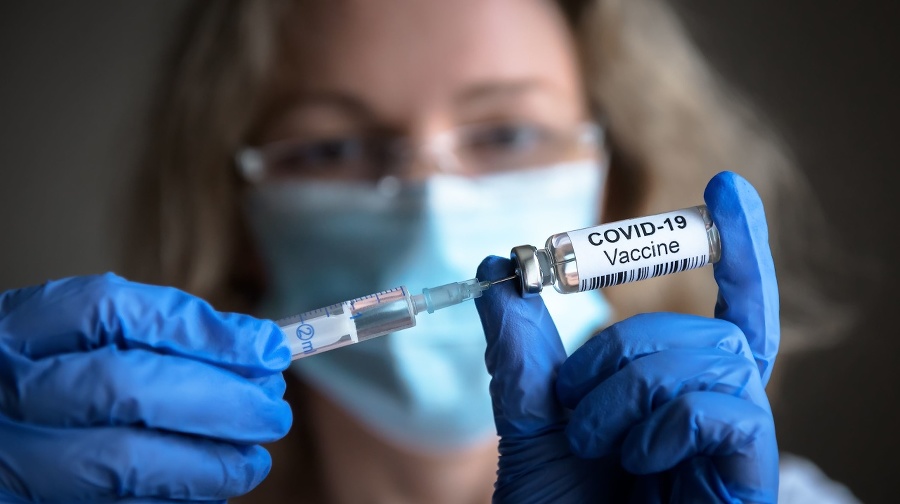 COVID-19 vaccine in researcher
