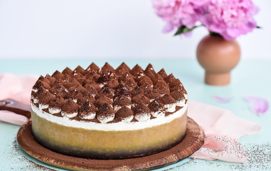 Jablková torta s  tvarohovým krémom 