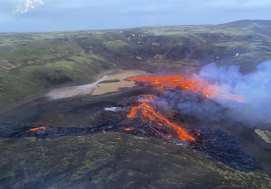 Erupcia sopky na polostrove