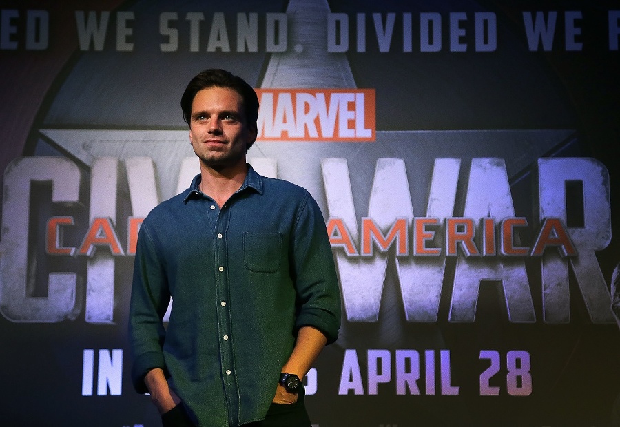 Sebastian Stan pred tlačovou