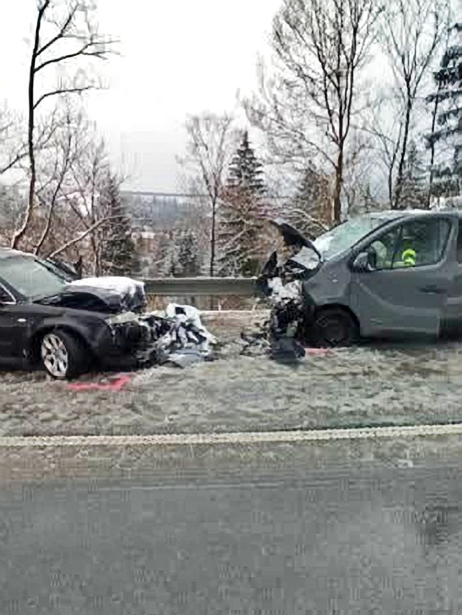 Čelný náraz na zľadovatelnej