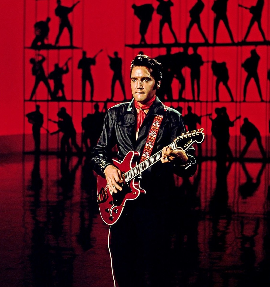 Elvis v roku 1968.