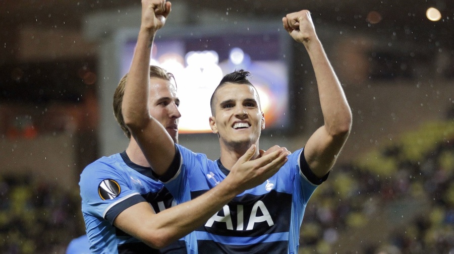 Hráč Tottenhamu Erik Lamela