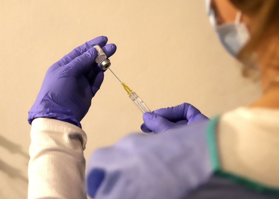 Prvé očkovanie proti ochoreniu