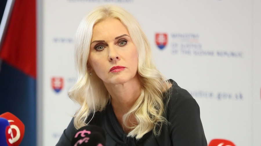Monika Jankovská drží hladovku,