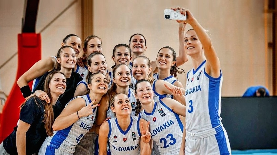 Slovenské basketbalistky.