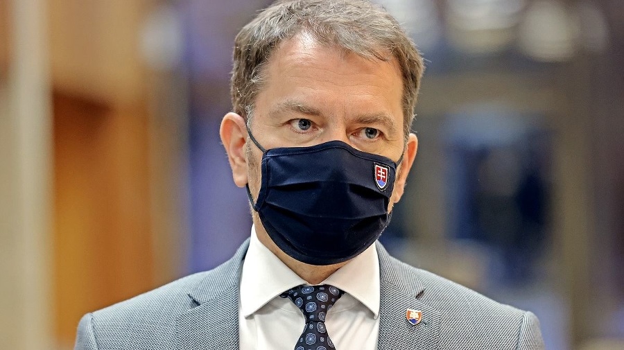 Premiér Igor Matovič antigény obhajuje.