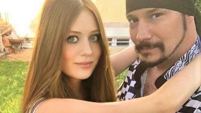 Bohuš Matuš s priateľkou.