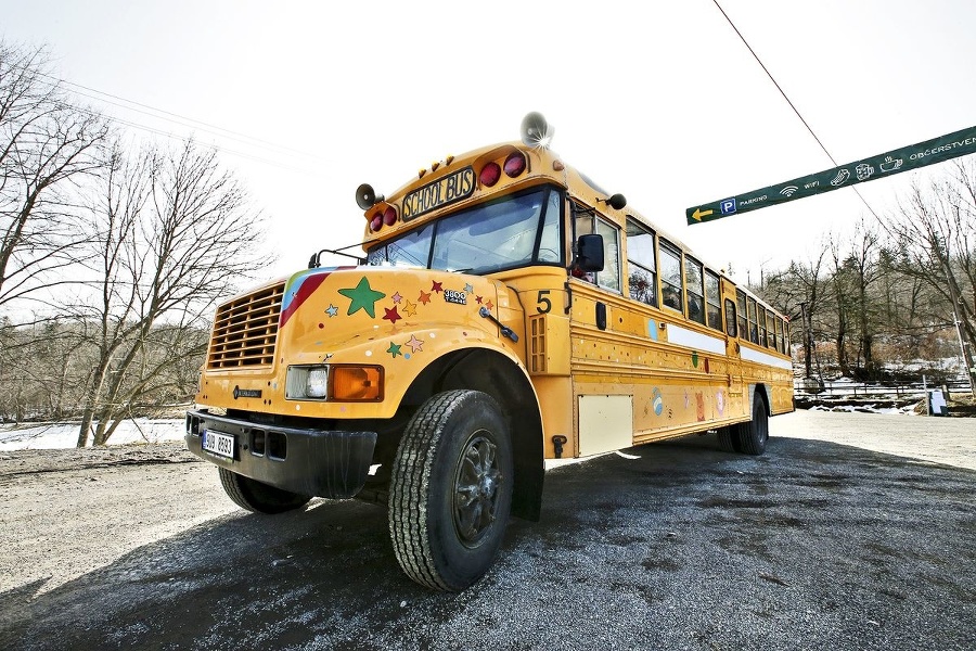 Školský autobus