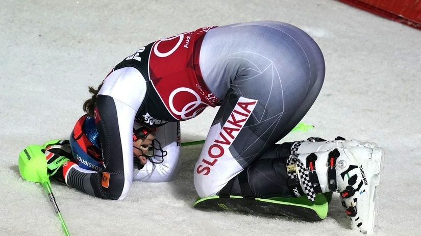Petra Vlhová nedokončila paralelné preteky.