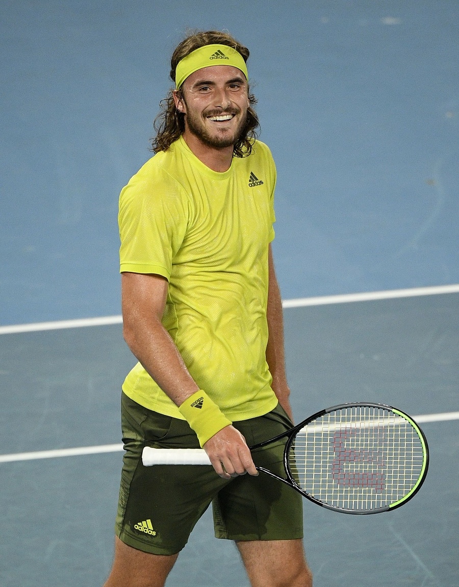 Stefanos Tsitsipas postúpil cez