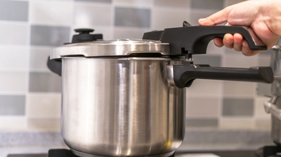 using pressure cooker in