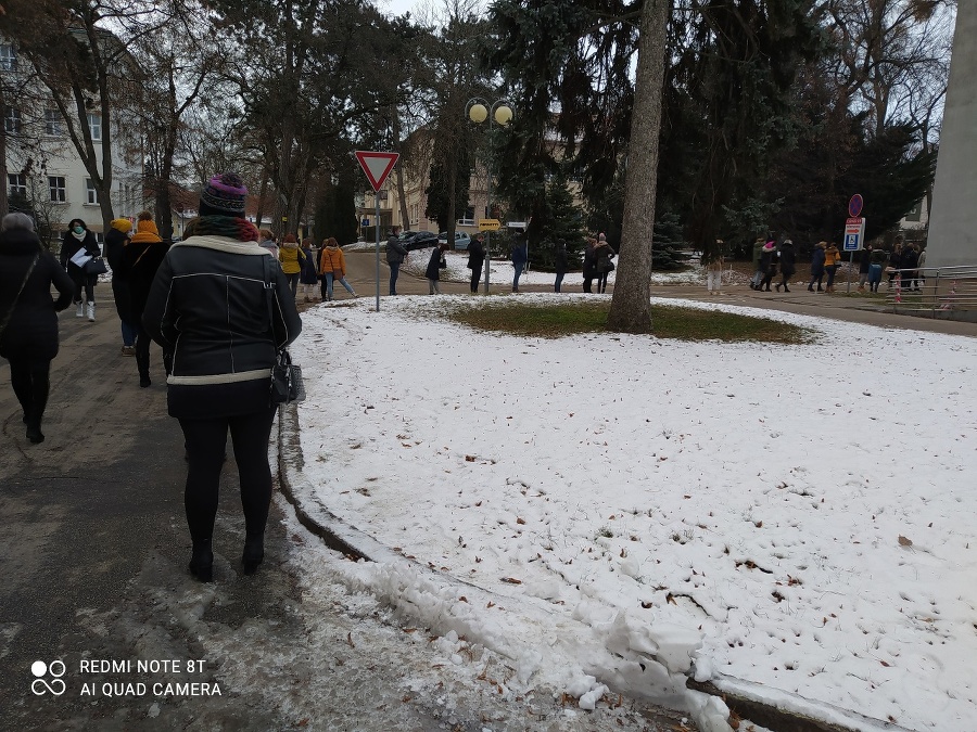 Takto vyzeralo očkovanie učiteľov v Nitre.