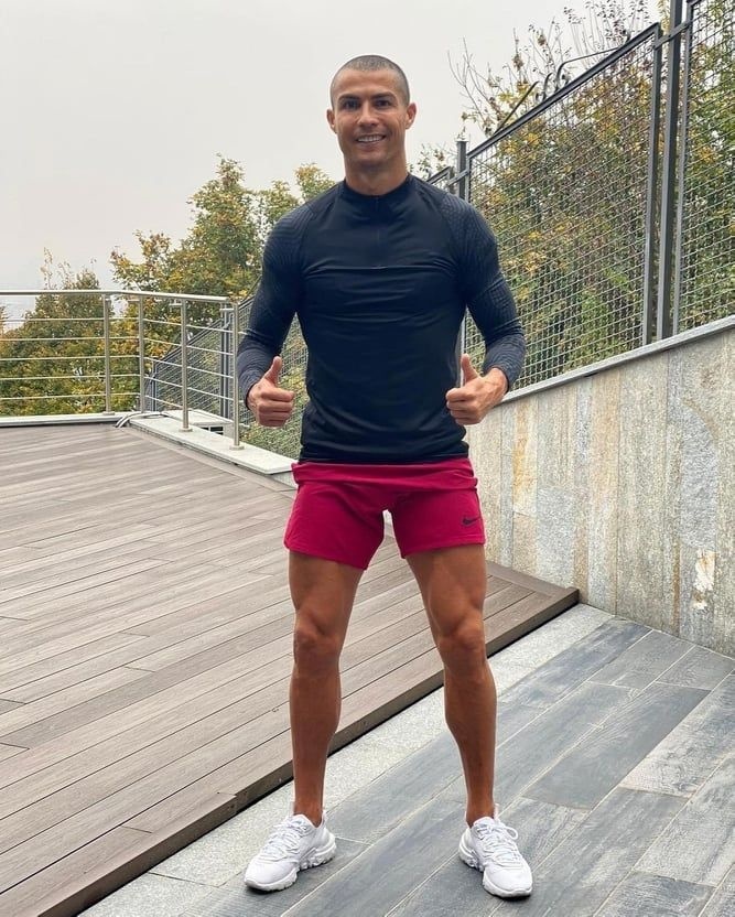 Ronaldo spochybňuje testy PCR.