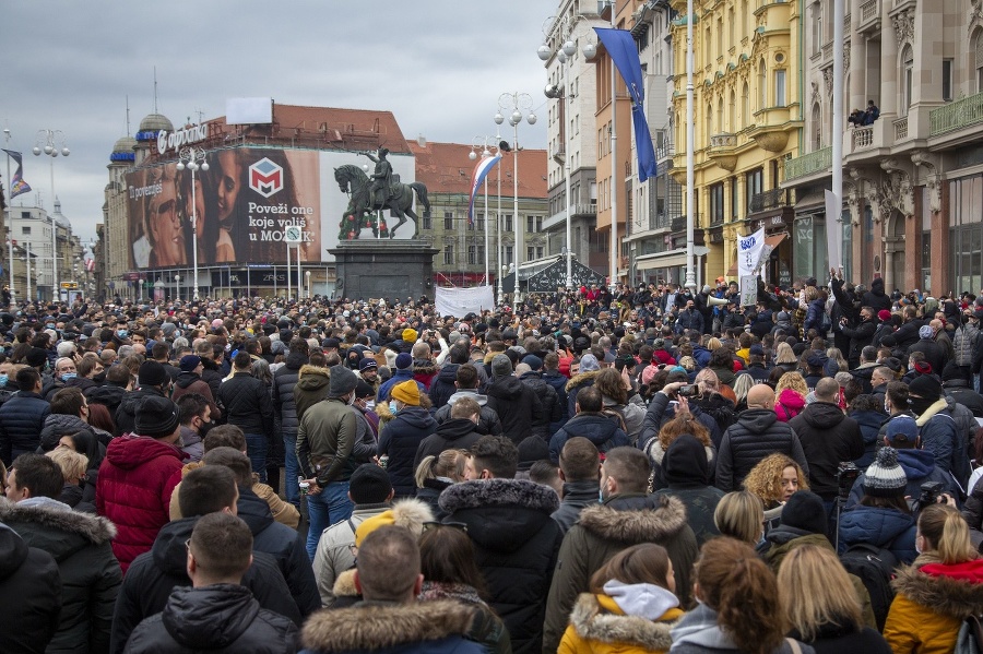 Chorváti protestovali proti pandemickým