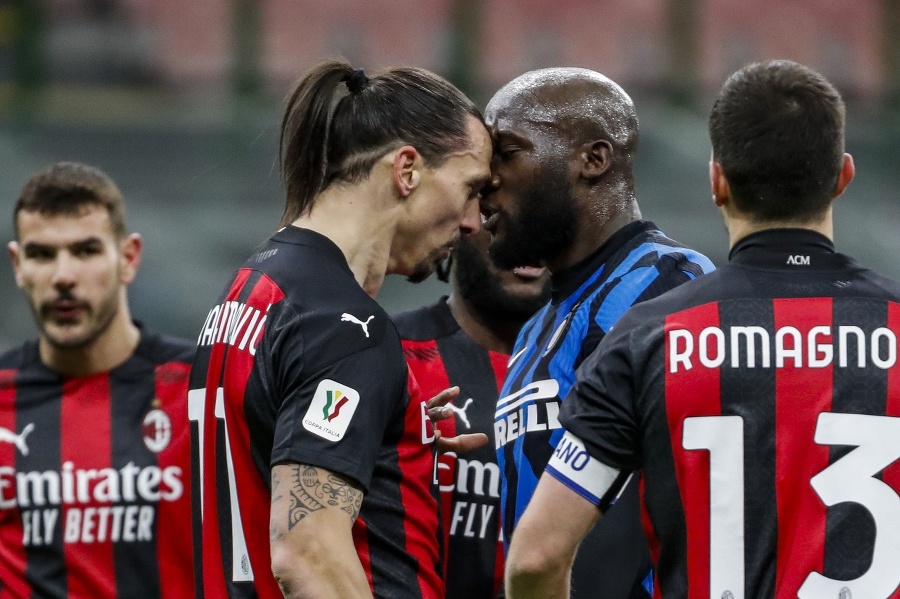 Momentka, ktorá obletela svet. Zlatan Ibrahimovič z AC Miláno a Romelu Lukaku v spoločnom konflikte.