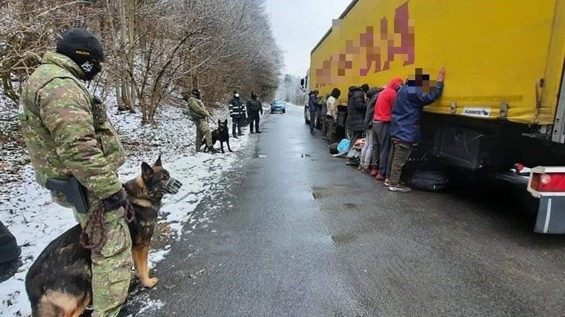 Zadržané osoby na mieste