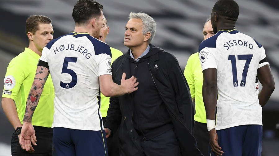 Tréner Tottenhamu José Mourinho