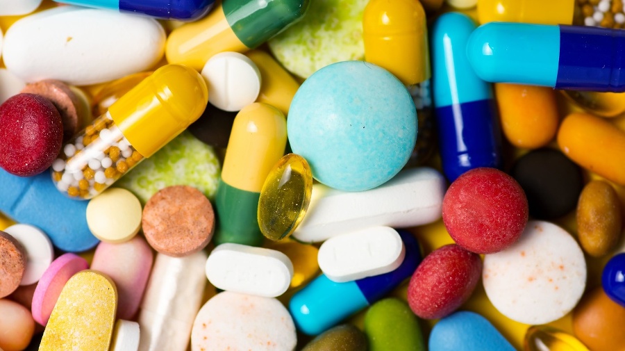 Various colorful medicaments pills
