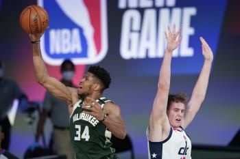 Hráč Milwaukee Bucks Giannis