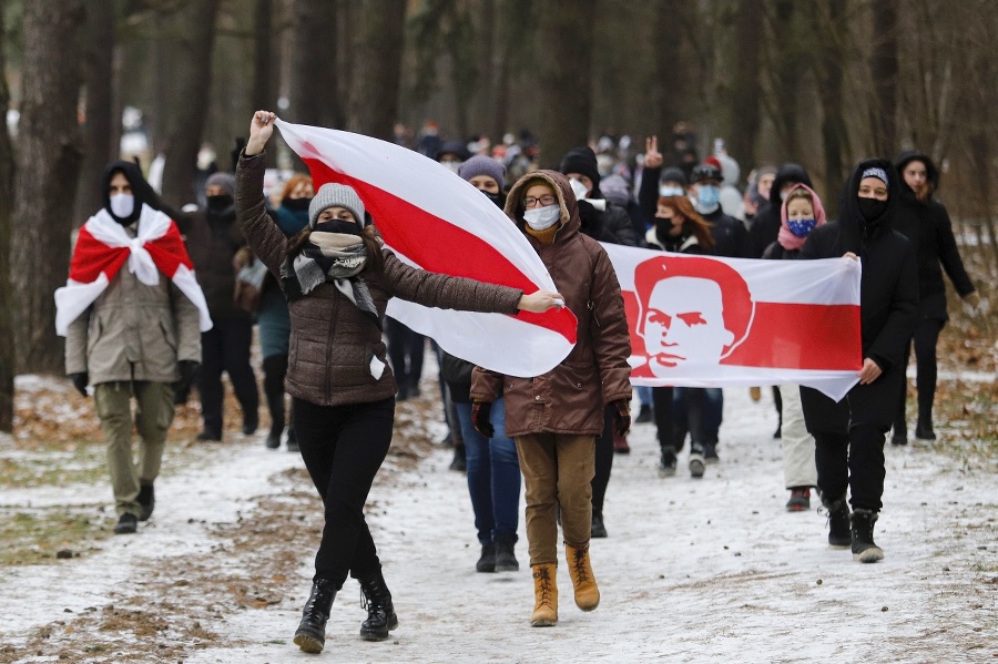 Protestujúci sa rozptýlili do