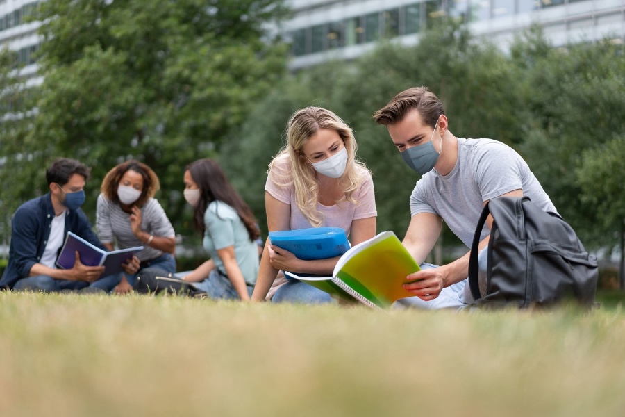 Students wearing a facemask