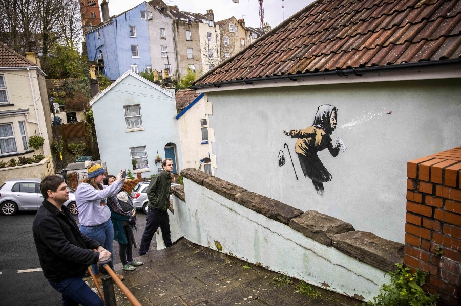 Banksyho maľba v Bristole.