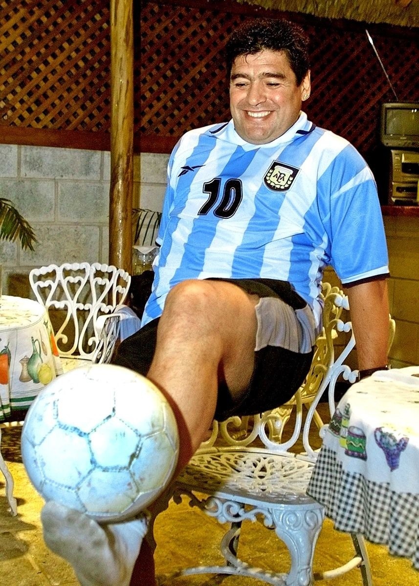 Maradona zomrel vo veku