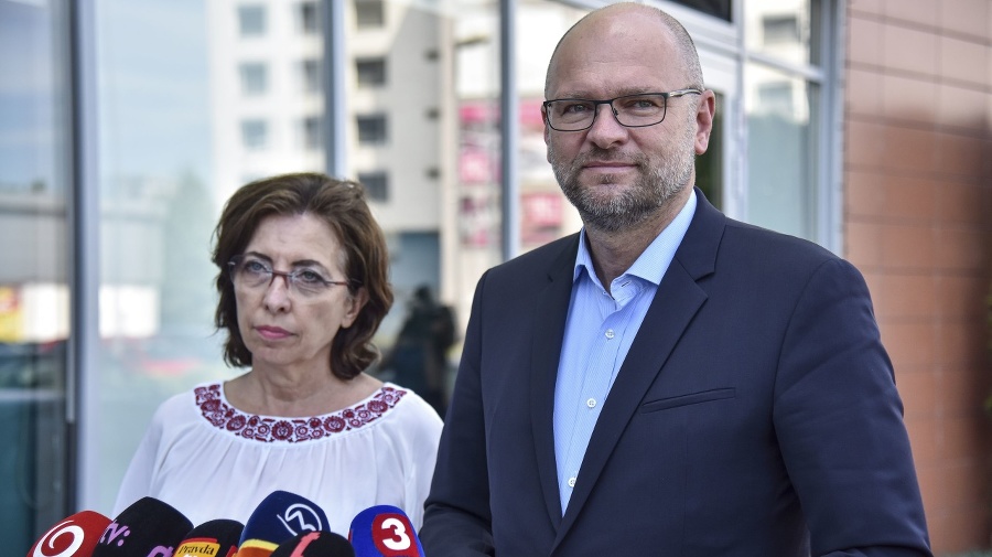 Poslanecký klub SaS vyzval Borisa Kollára (Sme rodina), aby odstúpil z pozície predsedu Národnej rady (NR) SR.